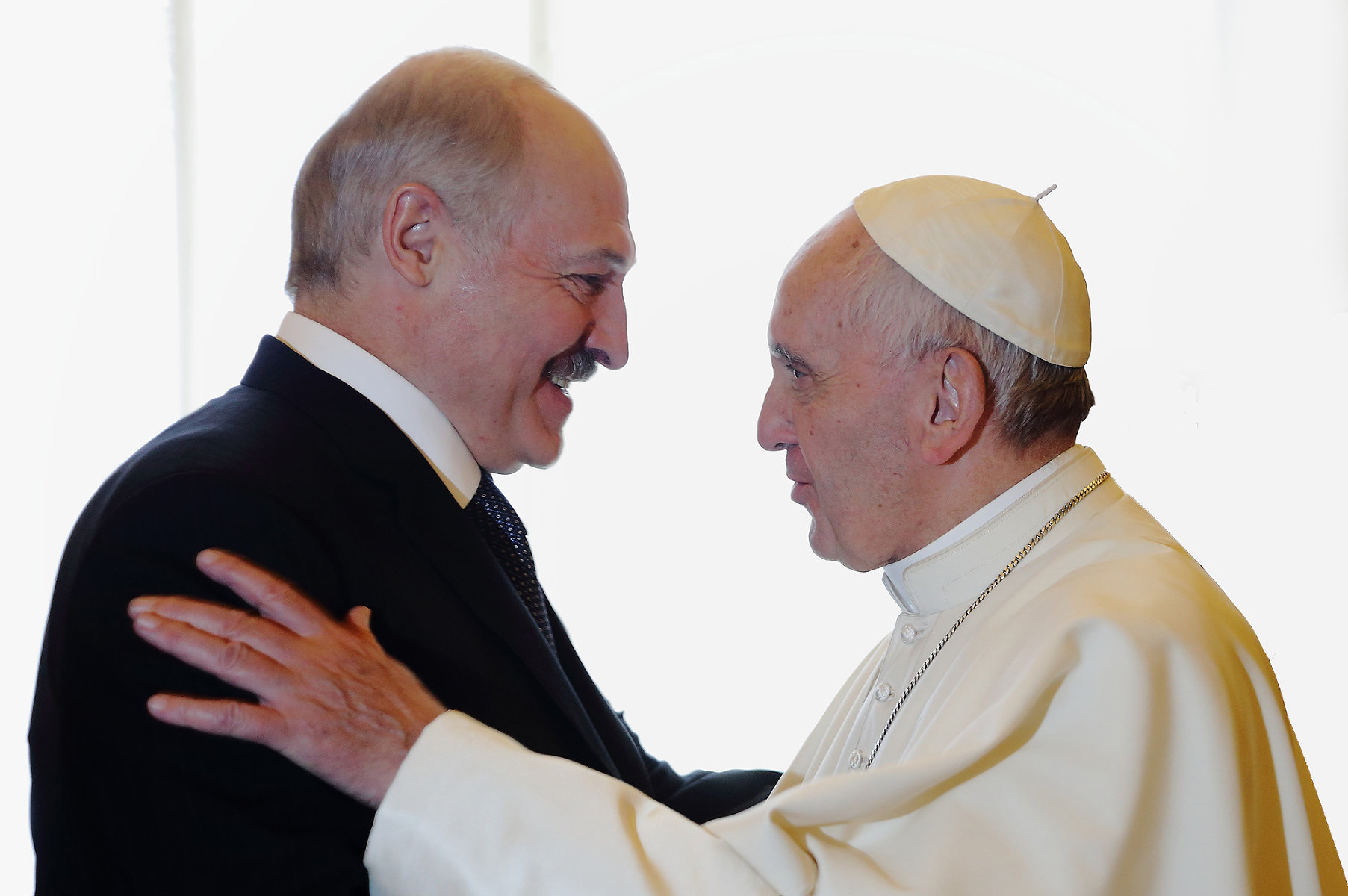 Новый главный католик Беларуси в Беларуси призывал простить Лукашенко